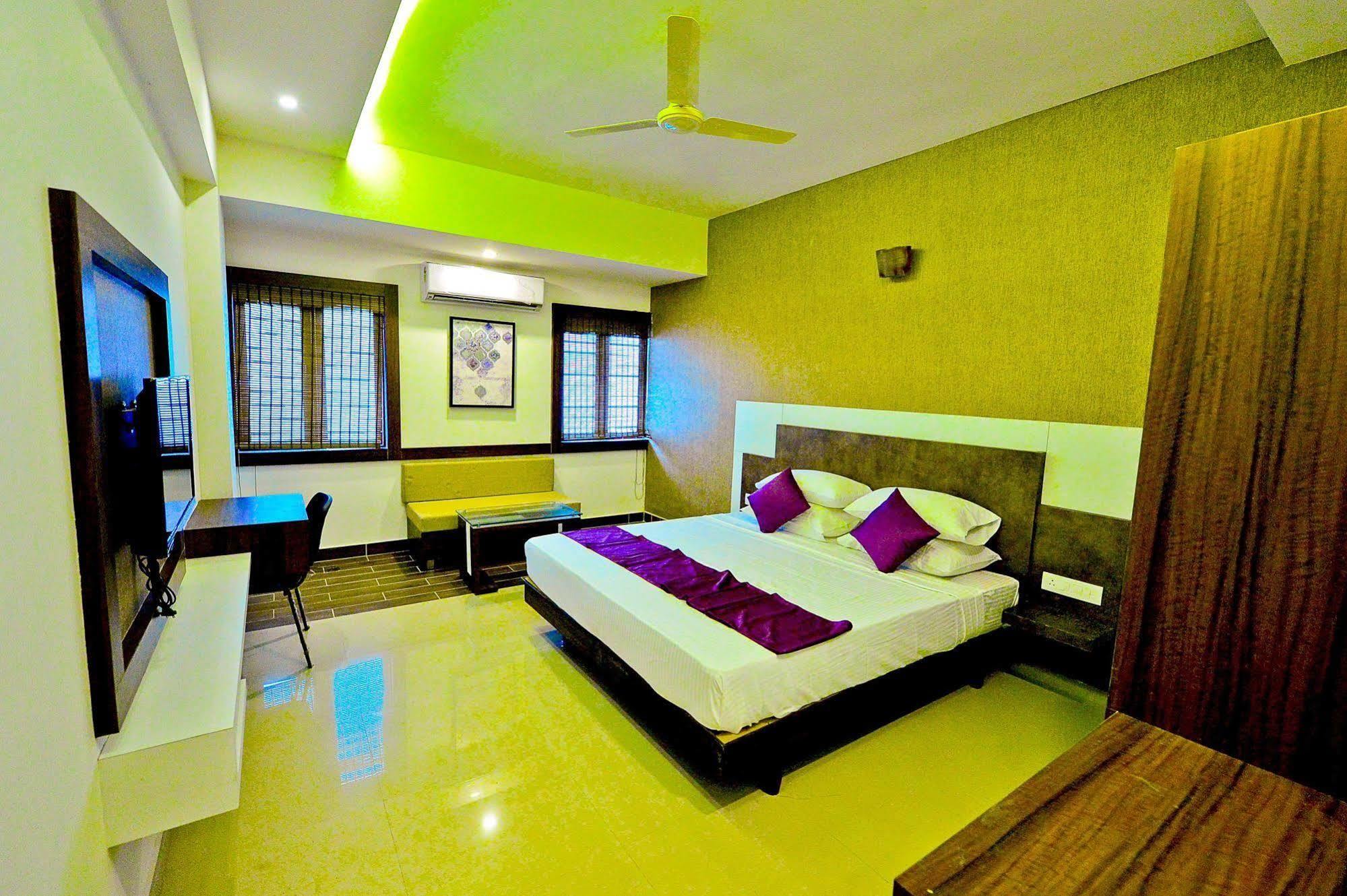 Qik Stay @ S.K. Continental مَسّور المظهر الخارجي الصورة
