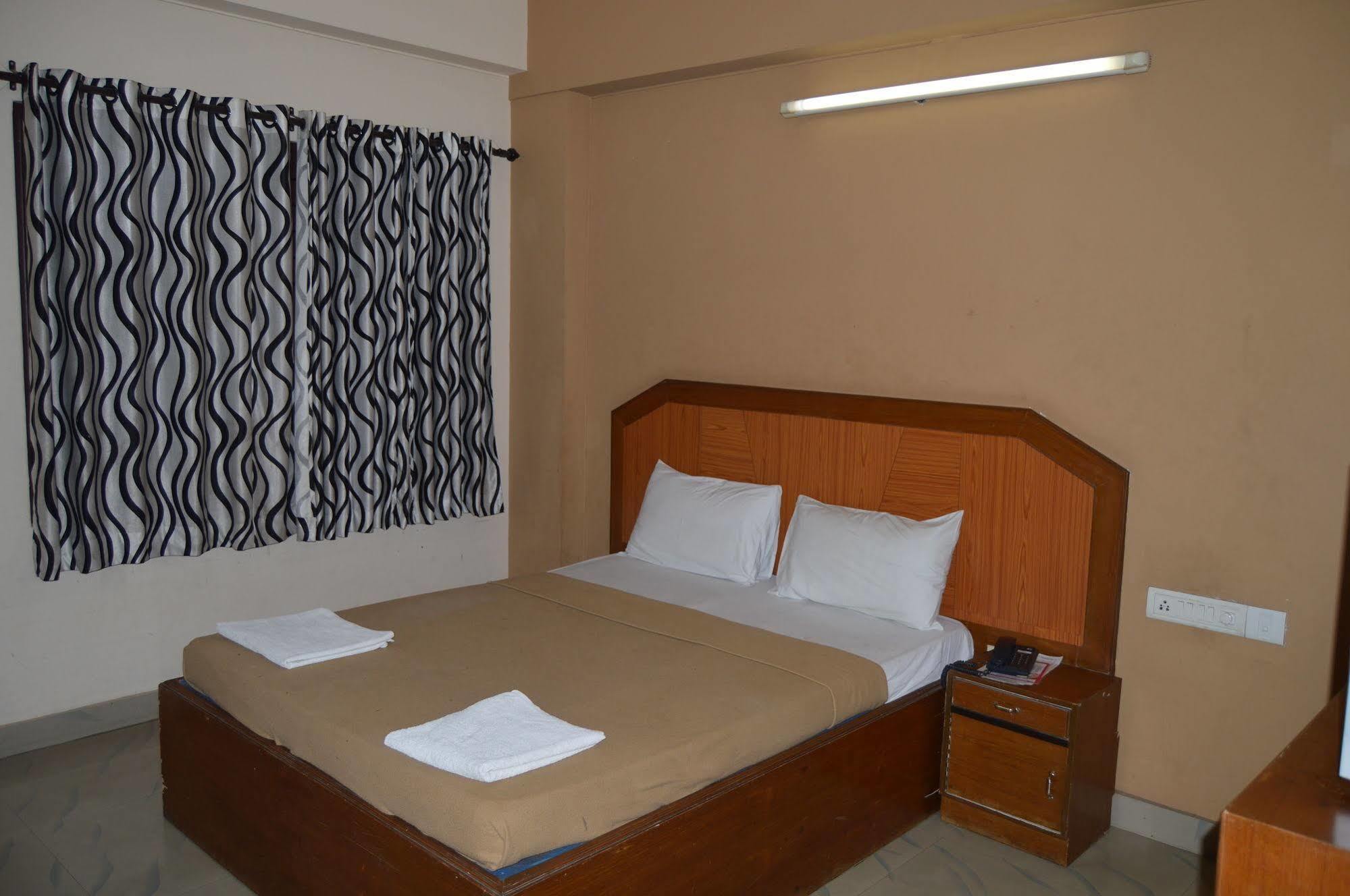 Qik Stay @ S.K. Continental مَسّور المظهر الخارجي الصورة
