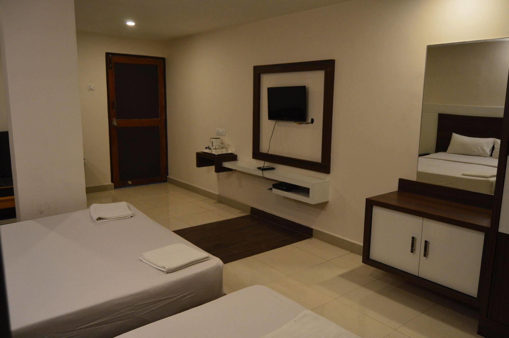 Qik Stay @ S.K. Continental مَسّور المظهر الخارجي الصورة